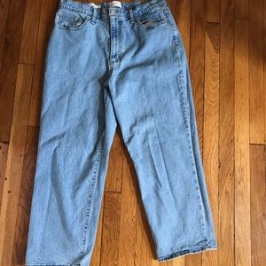 Universal Thread light wash jeans